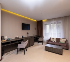 Номер люкс с 1 двуспальной кроватью и балконом в Moon