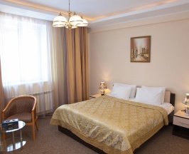 Двухместный полулюкс (двуспальная кровать) в Golden Dragon Hotel & Spa