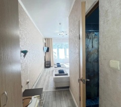 Трёхместный номер Standard с балконом в Ольга