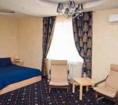 Номер комфорт с 1 двуспальной кроватью (с завтраком) в Royal castle