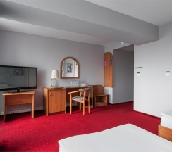 Стандарт двухместный с двумя кроватями в Marins Park Hotel Новосибирск