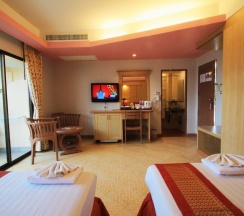 Двухместный номер Superior с балконом двуспальная кровать в Baan Boa Resort