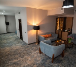 ЛЮКС в Grand Spa Hotel Avax