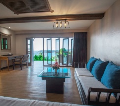 Двухместная вилла с видом на море двуспальная кровать в Andaman Cannacia Resort & Spa