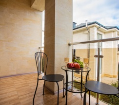 Стандарт 4-местный с двуспальной кроватью и балконом в Джульетта