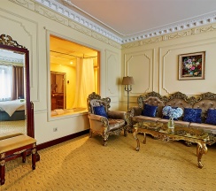 Люкс с сауной в The Rooms Boutique Hotel