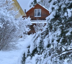 Апартаменты с 2 комнатами с красивым видом из окна в Велия