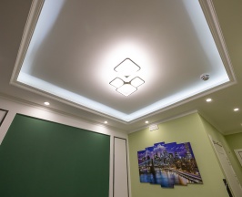 DOUBLE 104, 109 в Double L Hotel