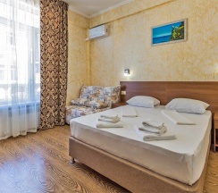 Семейный  с балконом  видом на море и бассейн в Aqualife