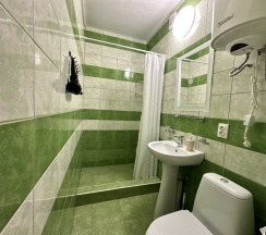 Семейный КОМФОРТ с балконом в Вилла Лиза