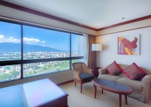 Четырёхместный номер Deluxe 2 отдельные кровати в Centara Riverside Hotel Chiang Mai