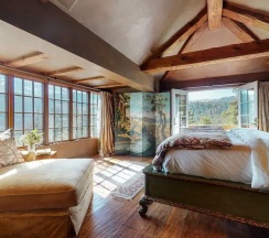 Коттедж с 4 комнатами в Juniper Ridge 16 5000 sq ft, Grand Chateau at Eagle, Expansive Mountain Views by RedAwning