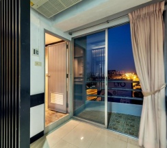 Двухместный номер Deluxe двуспальная кровать в The Legacy Hotel