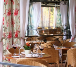 Люкс с двуспальной кроватью в Park-hotel