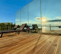 Зеркальный дом в F911