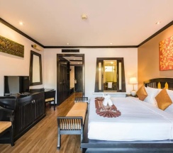 Двухместный номер с видом на бассейн 2 отдельные кровати в Princess Kamala Beachfront Hotel