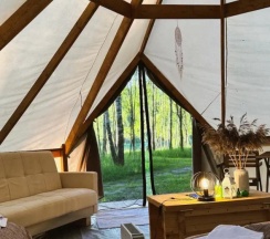Семейный номер Classic с видом на озеро (общая ванная комната) в Берег Грифона