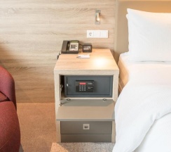 Двухместный номер для некурящих двуспальная кровать в Hampton by Hilton Frankfurt City Centre East