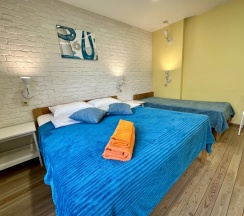 Эконом (ванная комната рядом с номером) в Riverside