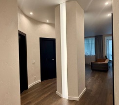 4-х комнатные апартаменты в центре города в Breezko hotel