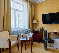 Бизнес в The Rooms Boutique Hotel