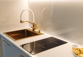 Апартаменты Live in Karelia (Лайв ин Карелия) на улице Андропова 9 на Онежском озере