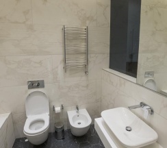 Улучшенный люкс с кроватью размера "king-size" в ITALYANSKAYA 29 Hotel