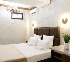 Двухместный номер Эконом-класса без окна Цокольный этаж двуспальная кровать в Астра де Роза