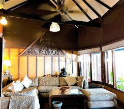 Двухместный люкс Beachside двуспальная кровать в Birds and Bees Resort
