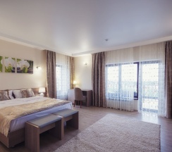 Семейный люкс с балконом в Melissa