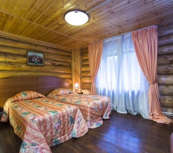 Коттедж восьмиместный в Покровское