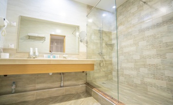 Люкс с видом на бассейн в Dream hotel Anapa