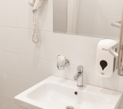 Одноместный номер категории «стандарт» в Транзит