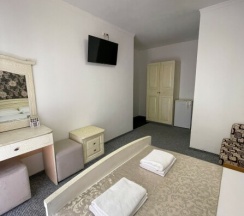 Номер с двуспальной кроватью в Киви