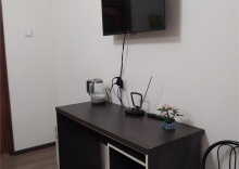 Улучшенный номер до 10 гостей с двухъярусными кроватями (Мужской)) в Dom hostel
