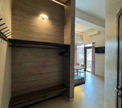 (23)Студия с двухуровневой кроватью и балконом в Loft