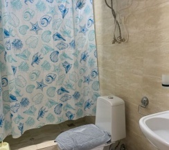 Четырёхместный номер Economy с видом на город в Ривьера