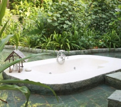 Люкс With Pool Crusoe с 3 комнатами в Soneva Fushi