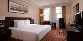 Казань: Отель Courtyard by Marriott Kazan Kremlin