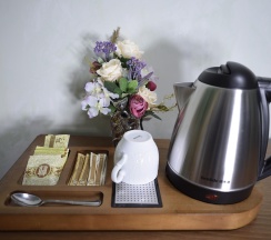 Одноместный номер стандарт первой категории с видом на монастырь в Покровская