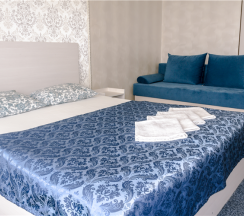 Семейная студия с кондиционером и балконом в Европа House