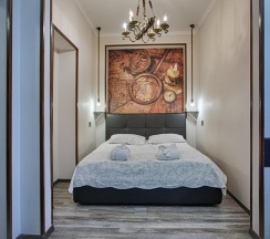 Двухместные апартаменты 12 с видом на парк двуспальная кровать в Exclusive Hotel&Apartments