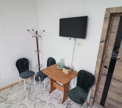 Четырехместный номер с душем №2 в Кедр Золотой