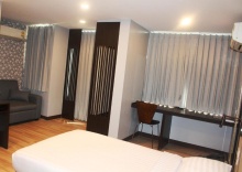 Трёхместный номер Deluxe в YWCA Hotel Bangkok