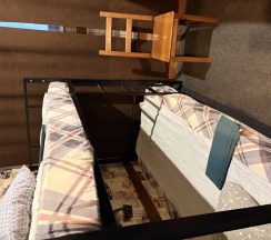 №25 Апартаменты (Квартира) 3 комнаты в Hostel Kirovsk.red