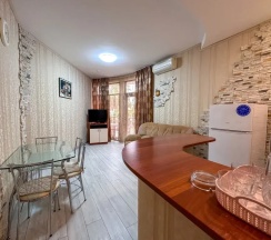 Апартаменты с 3 комнатами с балконом в Holiday