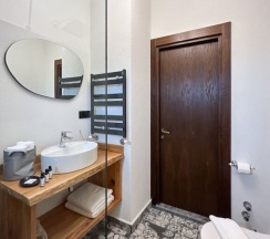 Двухместный номер Deluxe с панорамным видом двуспальная кровать в Отель Marlo Ayvalik