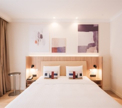 Номер для людей с ограниченными возможностями в Кортъярд Марриотт Сочи Красная Поляна