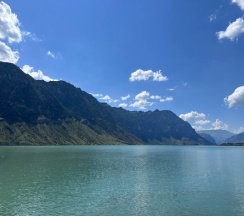 Новые трехместные домики в Горное озеро