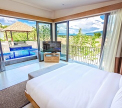 Private Pool Villa с 4 комнатами в Вилла Casabay Luxury Pool